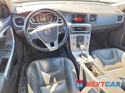 Zdjęcie 8 z 14 samochodu: 2017 VOLVO V60 CROSS COUNTRY PREMIER VIN:YV440MWK2H1025339 - miniatura