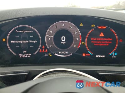 Zdjęcie 9 z 13 samochodu: 2024 PORSCHE CAYENNE VIN:WP1AA2AY4RDA08771 - miniatura