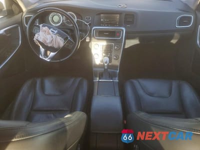 Zdjęcie 8 z 11 samochodu: 2013 VOLVO S60 T5 VIN:YV1612FH7D2233183 - miniatura