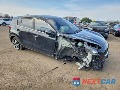 Czwarte zdjęcie samochodu z boku: 2020 KIA SPORTAGE LX VIN:KNDPMCAC8L7654513 - miniatura