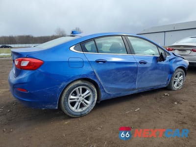 Trzecie zdjęcie samochodu z tyłu: 2017 CHEVROLET CRUZE LT VIN:1G1BE5SM2H7187244 - miniatura