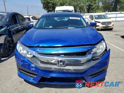 Piąte zdjęcie samochodu w środku: 2017 HONDA CIVIC EX VIN:19XFC2F73HE021591 - miniatura