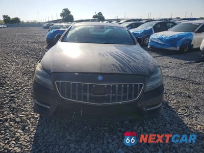 Piąte zdjęcie samochodu w środku: 2013 MERCEDES-BENZ CLS 550 VIN:WDDLJ7DB8DA064372 - miniatura