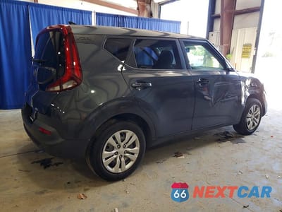 Trzecie zdjęcie samochodu z tyłu: 2021 KIA SOUL LX VIN:KNDJ23AU2M7742155 - miniatura