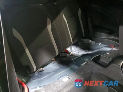 Zdjęcie 10 z 12 samochodu: 2019 CHEVROLET CAMARO LS VIN:1G1FB1RX6K0112744 - miniatura