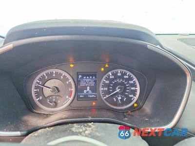 Zdjęcie 9 z 12 samochodu: 2019 HYUNDAI SANTA FE SE 2.4L VIN:5NMS2CAD5KH124824 - miniatura