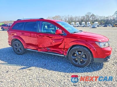 Czwarte zdjęcie samochodu z boku: 2020 DODGE JOURNEY CROSSROAD VIN:3C4PDCGB7LT212915 - miniatura
