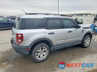 Trzecie zdjęcie samochodu z tyłu: 2021 FORD BRONCO SPORT VIN:3FMCR9A69MRA95735 - miniatura