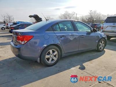 Trzecie zdjęcie samochodu z tyłu: 2013 CHEVROLET CRUZE LT VIN:1G1PC5SB6D7208827 - miniatura