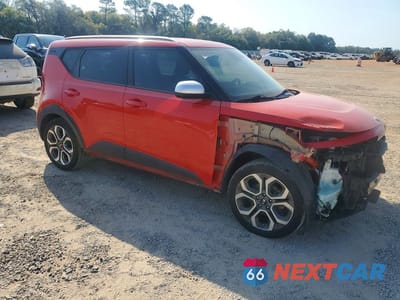 Czwarte zdjęcie samochodu z boku: 2021 KIA SOUL X-LINE VIN:KNDJ23AU1M7141884 - miniatura