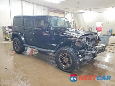 Czwarte zdjęcie samochodu z boku: 2013 JEEP WRANGLER UNLIMITED SAHARA VIN:1C4BJWEG8DL509580 - miniatura