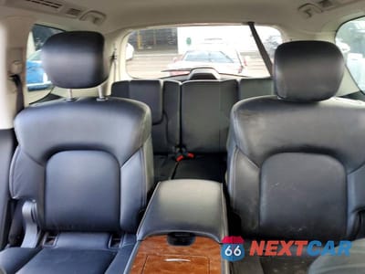 Zdjęcie 10 z 12 samochodu: 2019 INFINITI QX80 LUXE VIN:JN8AZ2NE4K9227902 - miniatura