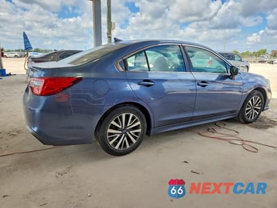 Trzecie zdjęcie samochodu z tyłu: 2018 SUBARU LEGACY 2.5I PREMIUM VIN:4S3BNAF64J3023003 - miniatura