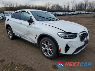 Czwarte zdjęcie samochodu z boku: 2022 BMW X4 XDRIVE30I VIN:5UX33DT00N9M15117 - miniatura