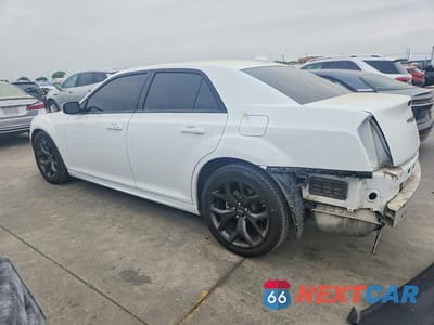 Drugie zdjęcie samochodu z przodu: 2022 CHRYSLER 300 TOURING L VIN:2C3CCADGXNH203793 - miniatura