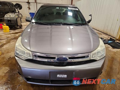 Piąte zdjęcie samochodu w środku: 2010 FORD FOCUS SE VIN:1FAHP3FNXAW204571 - miniatura