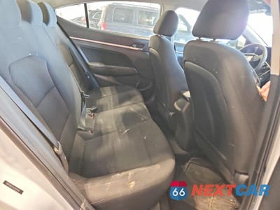 Zdjęcie 10 z 12 samochodu: 2020 HYUNDAI ELANTRA SEL VIN:5NPD84LFXLH559757 - miniatura