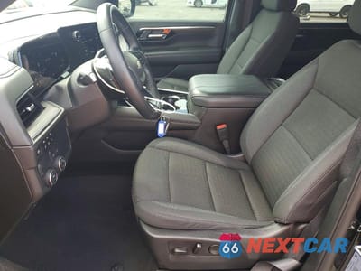 Zdjęcie 7 z 13 samochodu: 2025 CHEVROLET SUBURBAN C1500 LS VIN:1GNS5BRD1SR303225 - miniatura