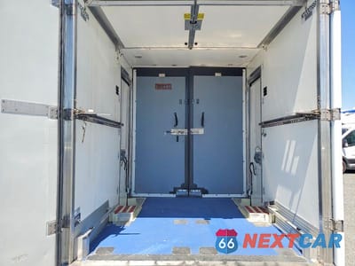 Zdjęcie 10 z 14 samochodu: 2020 FORD TRANSIT DELIVERY TRUCK VIN:1FDBW5Z84LKB30333 - miniatura