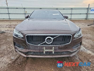 Piąte zdjęcie samochodu w środku: 2018 VOLVO S90 T5 MOMENTUM VIN:LVY982MK6JP026790 - miniatura