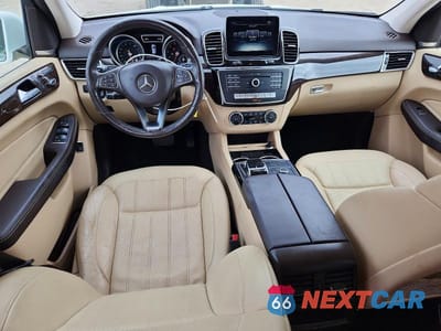 Zdjęcie 8 z 12 samochodu: 2017 MERCEDES-BENZ GLE 350 4MATIC VIN:4JGDA5HB2HA929089 - miniatura