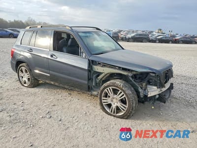 Czwarte zdjęcie samochodu z boku: 2013 MERCEDES-BENZ GLK 350 4MATIC VIN:WDCGG8JB7DG104405 - miniatura