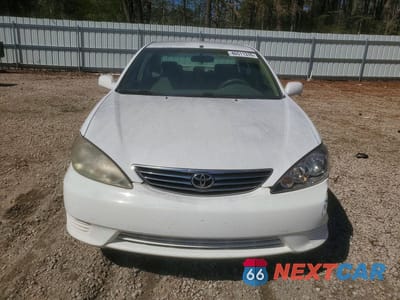 Piąte zdjęcie samochodu w środku: 2006 TOYOTA CAMRY LE 4D SEDAN VIN:4T1BE32K46U657391 - miniatura