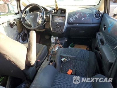 Zdjęcie 8 z 12 samochodu: 2019 NISSAN VERSA NOTE S VIN:3N1CE2CP9KL354790 - miniatura