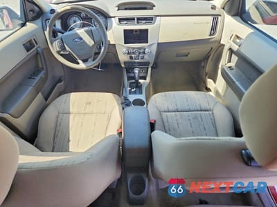 Zdjęcie 8 z 13 samochodu: 2009 FORD FOCUS SE VIN:1FAHP35N79W101458 - miniatura