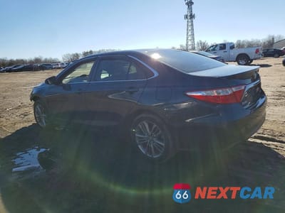 Drugie zdjęcie samochodu z przodu: 2017 TOYOTA CAMRY LE VIN:4T1BF1FK7HU653804 - miniatura
