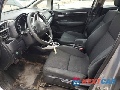 Zdjęcie 7 z 12 samochodu: 2020 HONDA FIT LX VIN:3HGGK5H46LM723139 - miniatura