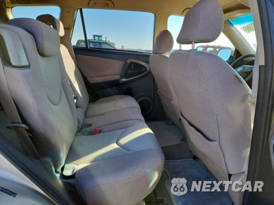 Zdjęcie 11 z 13 samochodu: 2007 TOYOTA RAV4 BASE VIN:JTMBK33V276016669 - miniatura