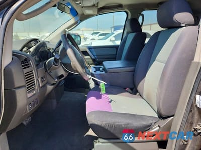 Zdjęcie 7 z 12 samochodu: 2005 NISSAN TITAN XE VIN:1N6BA07A45N541001 - miniatura