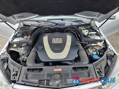 Zdjęcie 11 z 11 samochodu: 2011 MERCEDES-BENZ C 300 4MATIC VIN:WDDGF8BB1BR156921 - miniatura