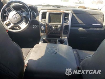Zdjęcie 8 z 12 samochodu: 2014 RAM 1500 LARAMIE VIN:1C6RR7JM8ES417697 - miniatura