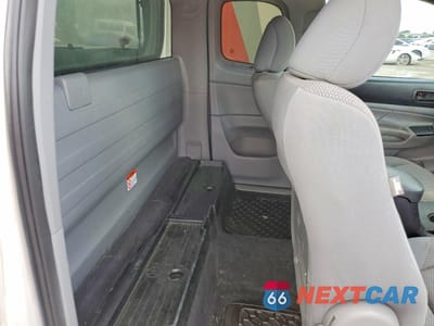 Zdjęcie 10 z 12 samochodu: 2015 TOYOTA TACOMA BASE VIN:5TFTX4CN3FX047692 - miniatura