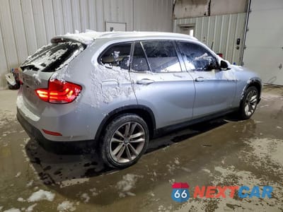 Trzecie zdjęcie samochodu z tyłu: 2014 BMW X1 XDRIVE35I VIN:WBAVM5C50EVV92120 - miniatura