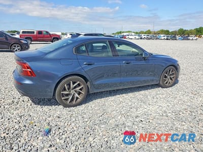 Trzecie zdjęcie samochodu z tyłu: 2019 VOLVO S60 T6 MOMENTUM VIN:7JRA22TK3KG003400 - miniatura