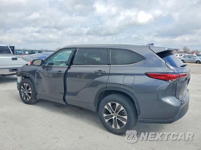 Drugie zdjęcie samochodu z przodu: 2022 TOYOTA HIGHLANDER XLE VIN:5TDGZRAH5NS551428 - miniatura