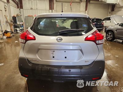 Zdjęcie 6 z 13 samochodu: 2020 NISSAN KICKS SV VIN:3N1CP5CV8LL514363 - miniatura