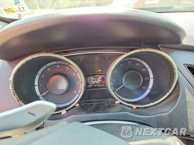Zdjęcie 9 z 12 samochodu: 2013 HYUNDAI SONATA SE VIN:5NPEC4AC8DH544672 - miniatura
