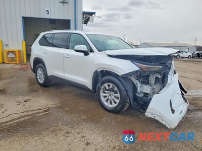 Czwarte zdjęcie samochodu z boku: 2026 TOYOTA GRAND HIGHLANDER XLE VIN:5TDAAAB50TS107700 - miniatura