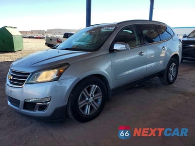 2015 CHEVROLET TRAVERSE LT 1GNKRHKD1FJ127332 - główne zdjęcie licytacji z USA - miniatura