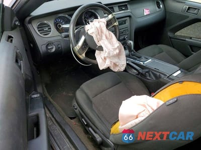 Zdjęcie 8 z 11 samochodu: 2014 FORD MUSTANG VIN:1ZVBP8AM9E5267911 - miniatura