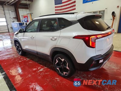 Drugie zdjęcie samochodu z przodu: 2025 KIA SELTOS VIN:KNDEUCAA4S7685701 - miniatura