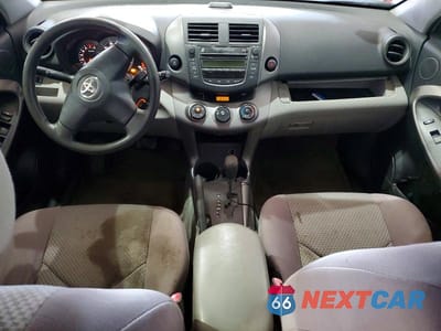 Zdjęcie 8 z 13 samochodu: 2006 TOYOTA RAV4 BASE VIN:JTMBD33VX66007453 - miniatura