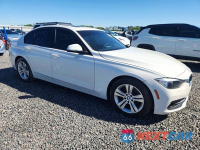 Czwarte zdjęcie samochodu z boku: 2016 BMW 328 I SULEV VIN:WBA8E9G55GNU28764 - miniatura