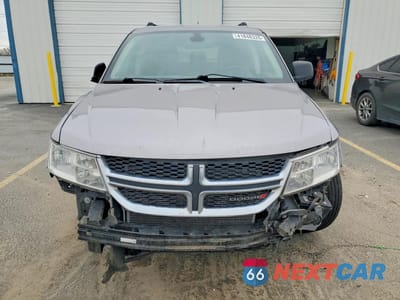 Piąte zdjęcie samochodu w środku: 2020 DODGE JOURNEY SE VIN:3C4PDCAB1LT202423 - miniatura