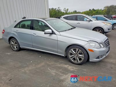 Czwarte zdjęcie samochodu z boku: 2010 MERCEDES-BENZ E 350 4MATIC VIN:WDDHF8HB5AA261745 - miniatura