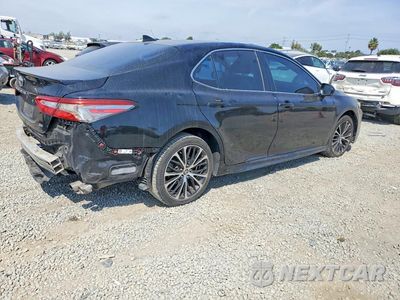 Trzecie zdjęcie samochodu z tyłu: 2020 TOYOTA CAMRY SE VIN:4T1G11AKXLU958928 - miniatura
